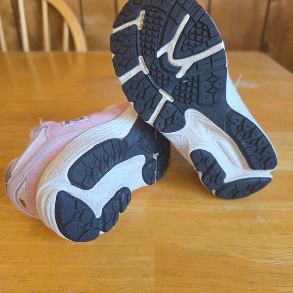 New Balance 2002R Girls Toddler Athletic Shoes 'Pink Sand' IC2002SK Sz 9C - Picture 10 of 10